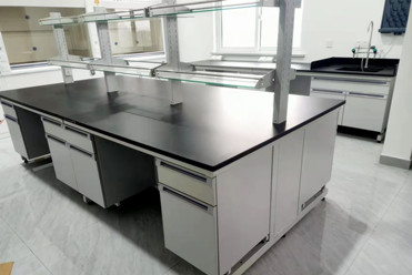 實(shí)驗(yàn)室實(shí)驗(yàn)臺臺面如何保養(yǎng)？水電該如何布置？